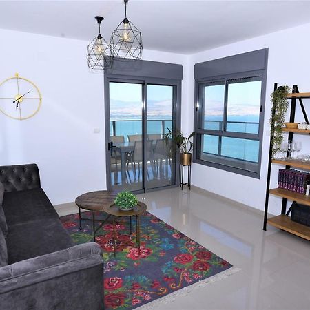 Aristone Luxury Apartment Tiberias Exterior photo