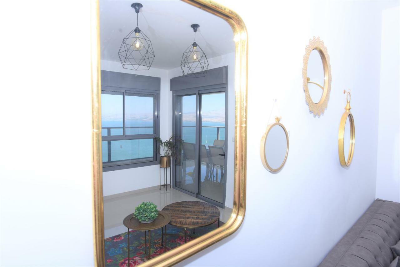 Aristone Luxury Apartment Tiberias Exterior photo
