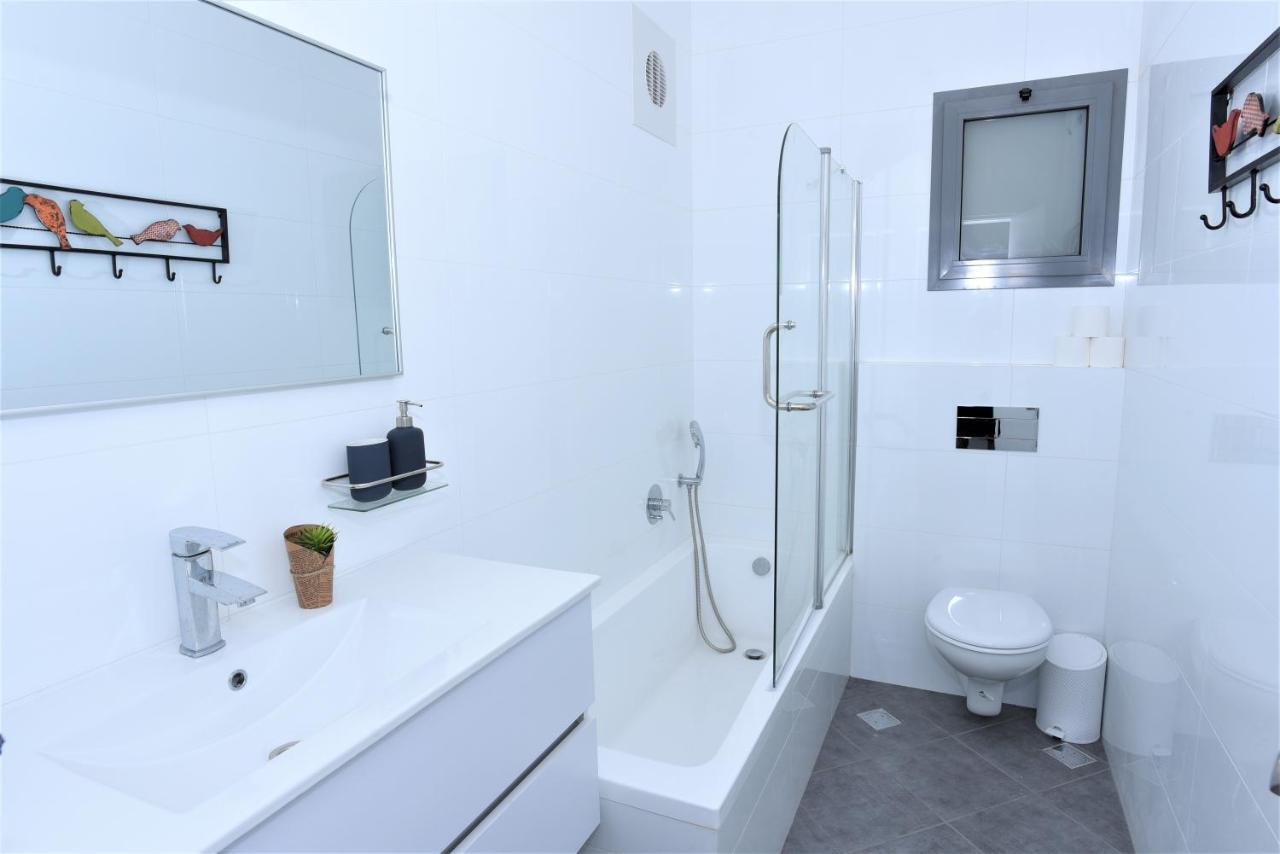 Aristone Luxury Apartment Tiberias Exterior photo